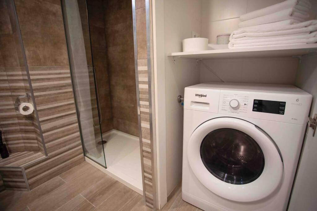 Calma Home Relajate Y Disfruta A 1 Minuto Del Mar Кастел Пладжа де Аро Екстериор снимка